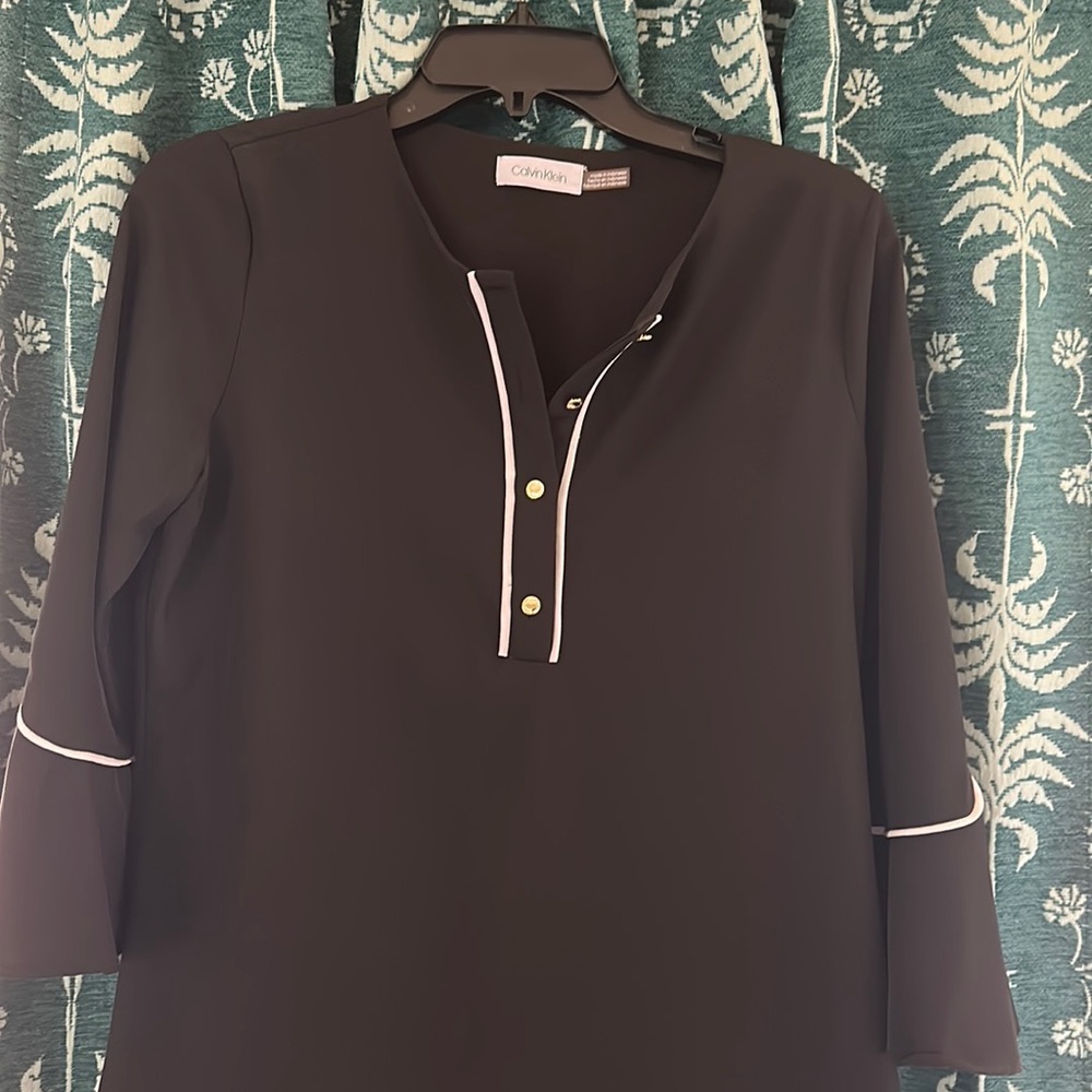 Calvin Klein 3/4 sleeve blouse